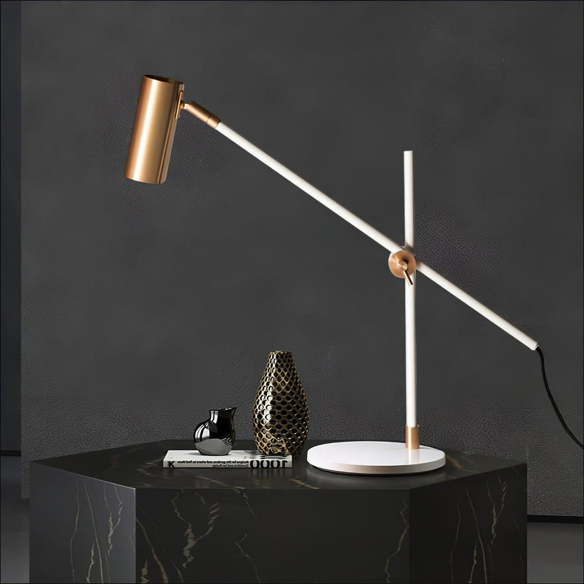 Ivpharil vloerlamp met