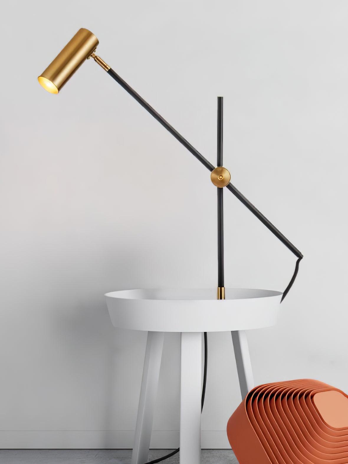 Ivpharil vloerlamp met
