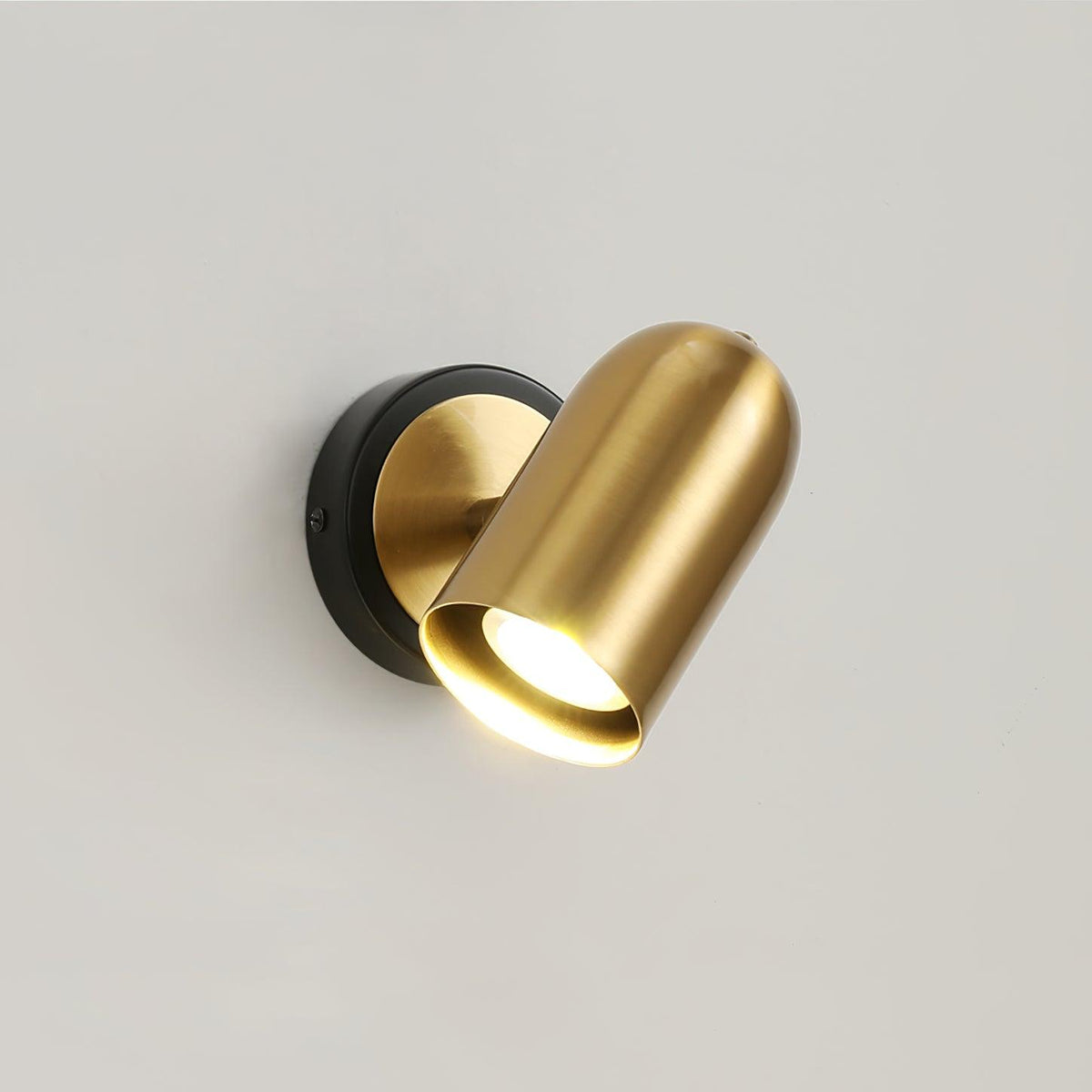 Oriaira moderne minimalistische wandlamp in goudkleurige afwerking
