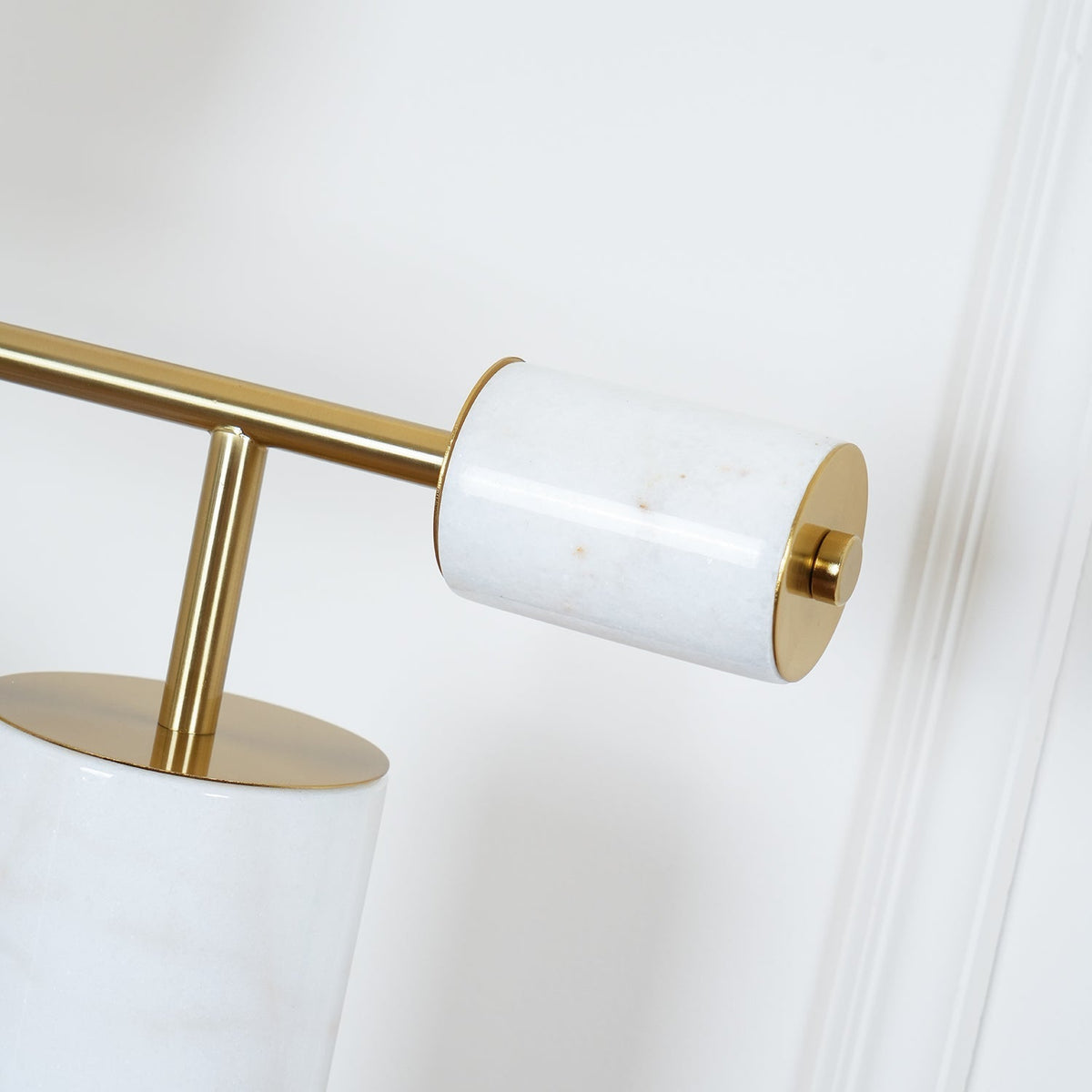 Vathayre Minimalisme tafellamp met Marmer