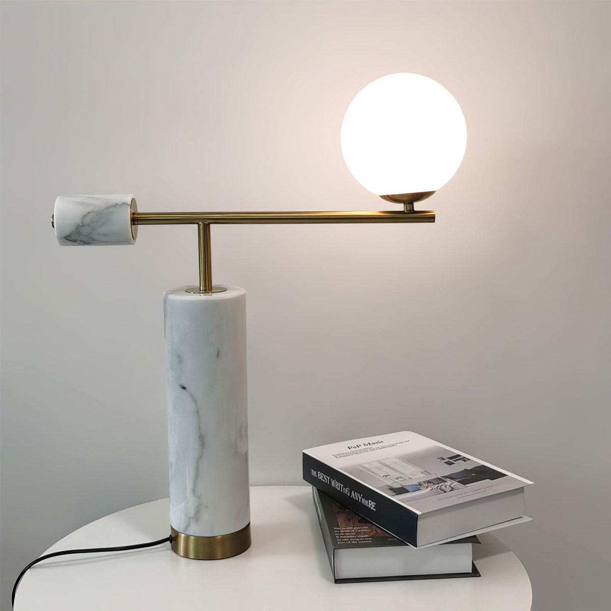 Vathayre Minimalisme tafellamp met Marmer