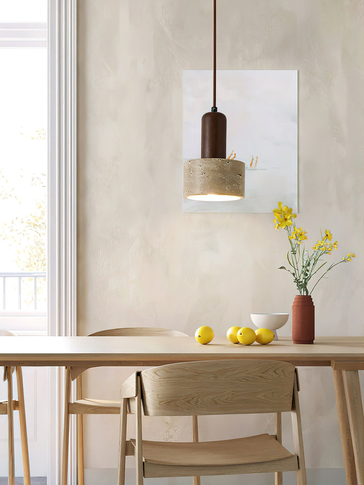 Jlynis hanglamp van geel travertin en walnoothout