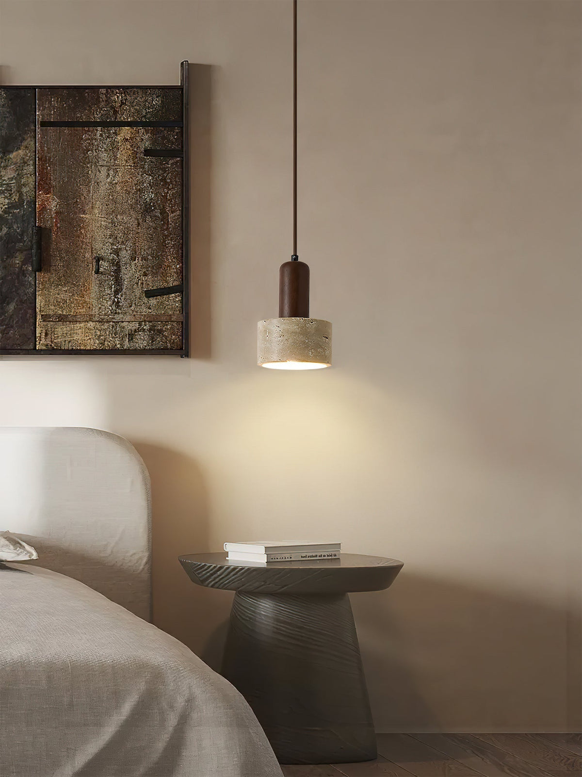 Jlynis hanglamp van geel travertin en walnoothout