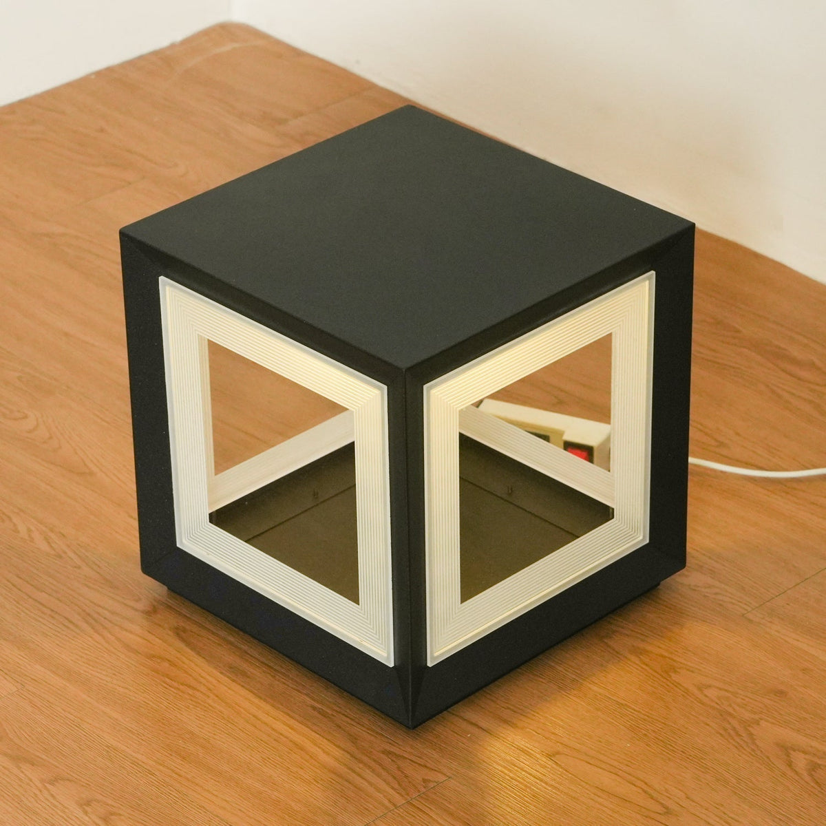 Lewis Moderne buitenwandlamp