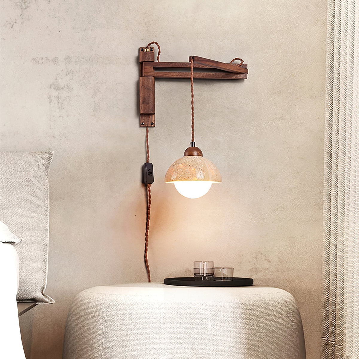 Noreenne travertin Swing Arm wandlamp met stekker