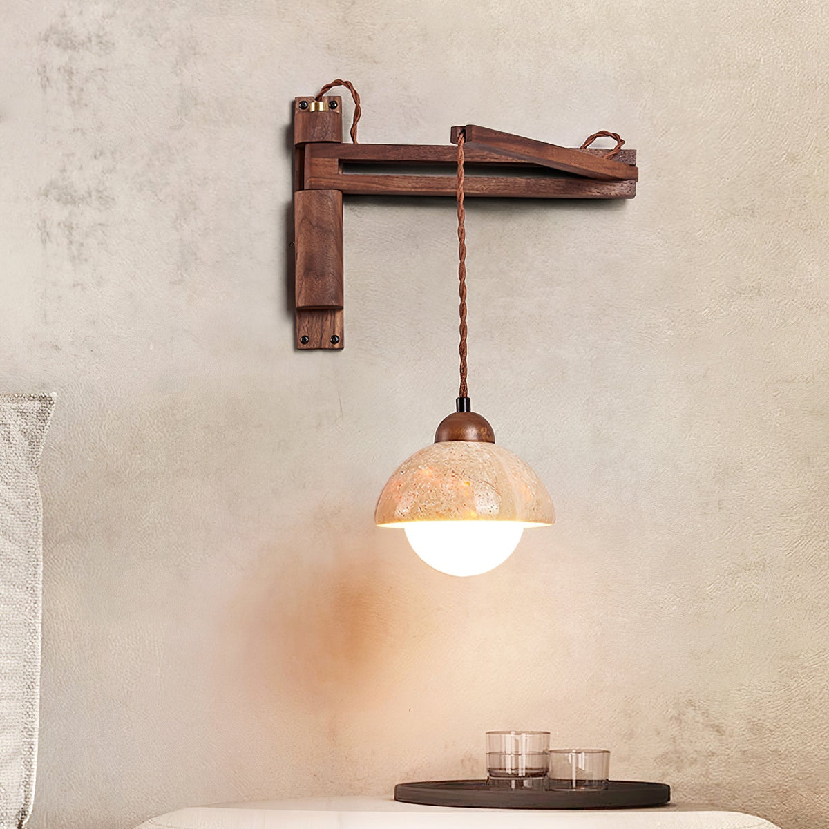 Noreenne travertin Swing Arm wandlamp met stekker