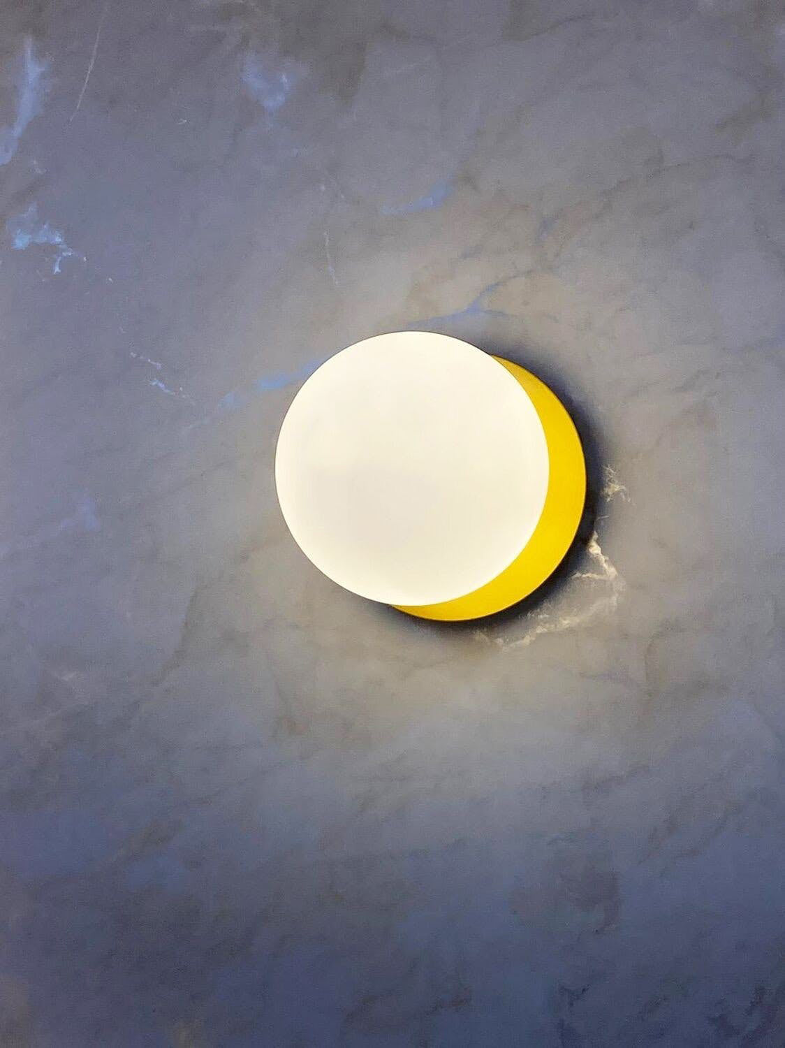 Nifte wandlamp Ronde Schijf Mondblaasglas Minimalistisch met bolvormige kap