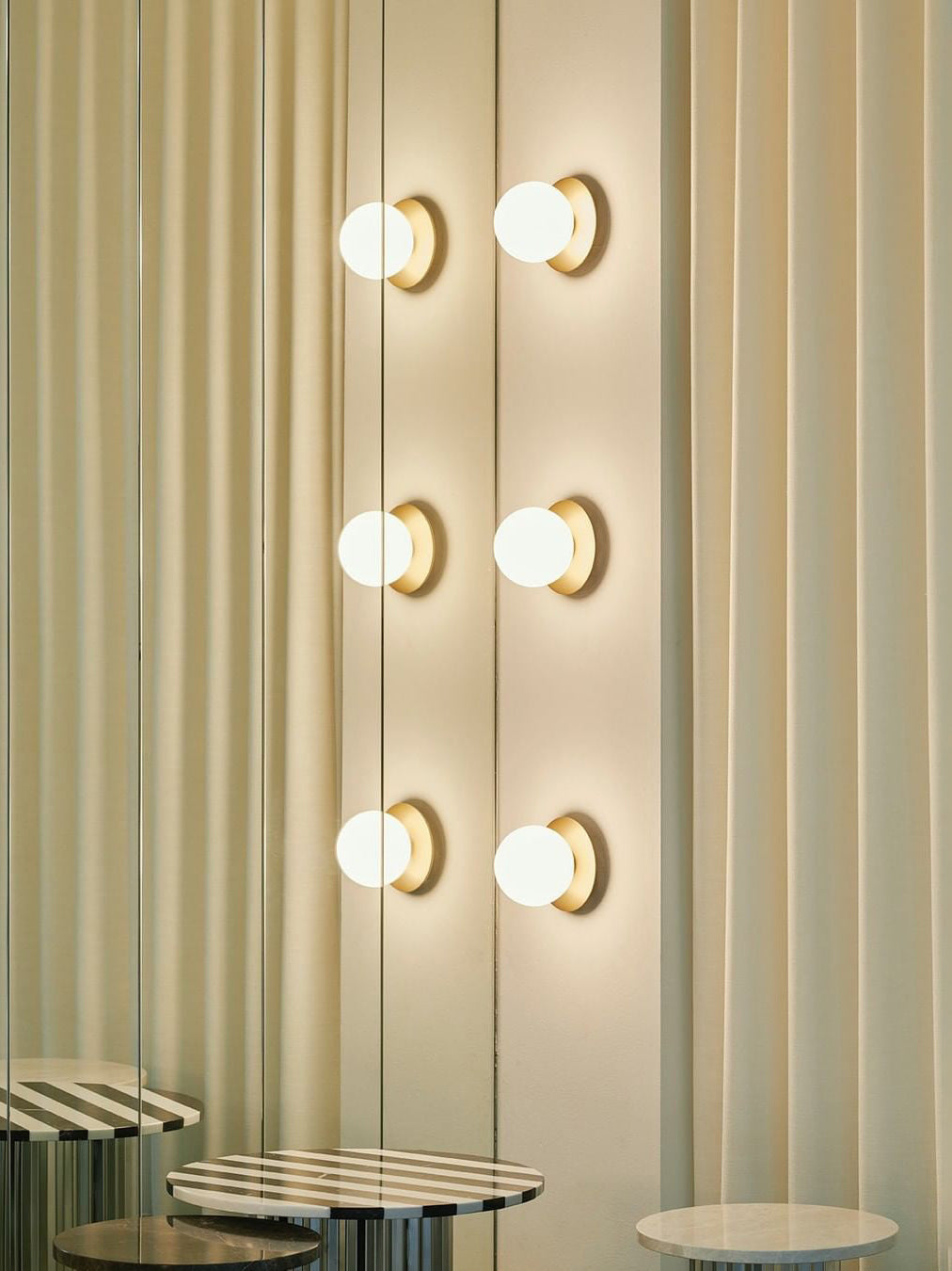 Nifte wandlamp Ronde Schijf Mondblaasglas Minimalistisch met bolvormige kap