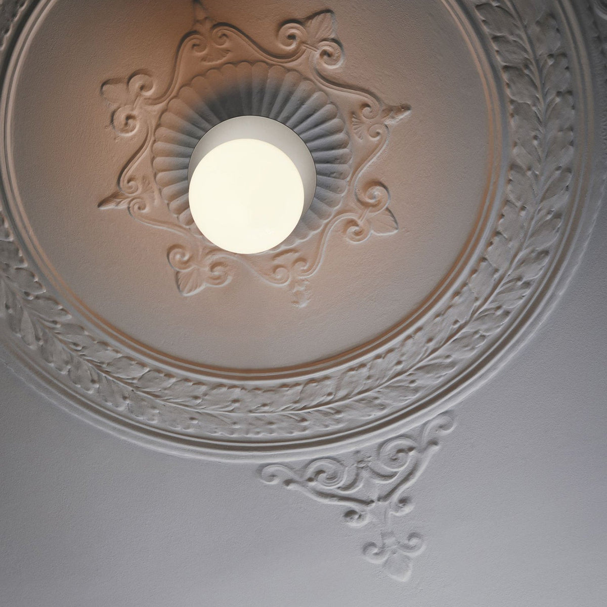 Nifte wandlamp Ronde Schijf Mondblaasglas Minimalistisch met bolvormige kap