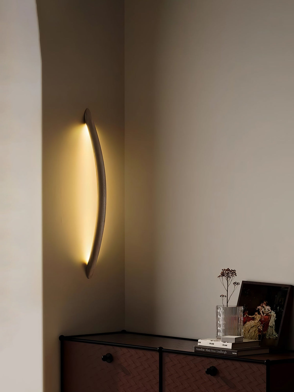 Evvinos Moderne minimalistische lineaire wandlamp van walnoot