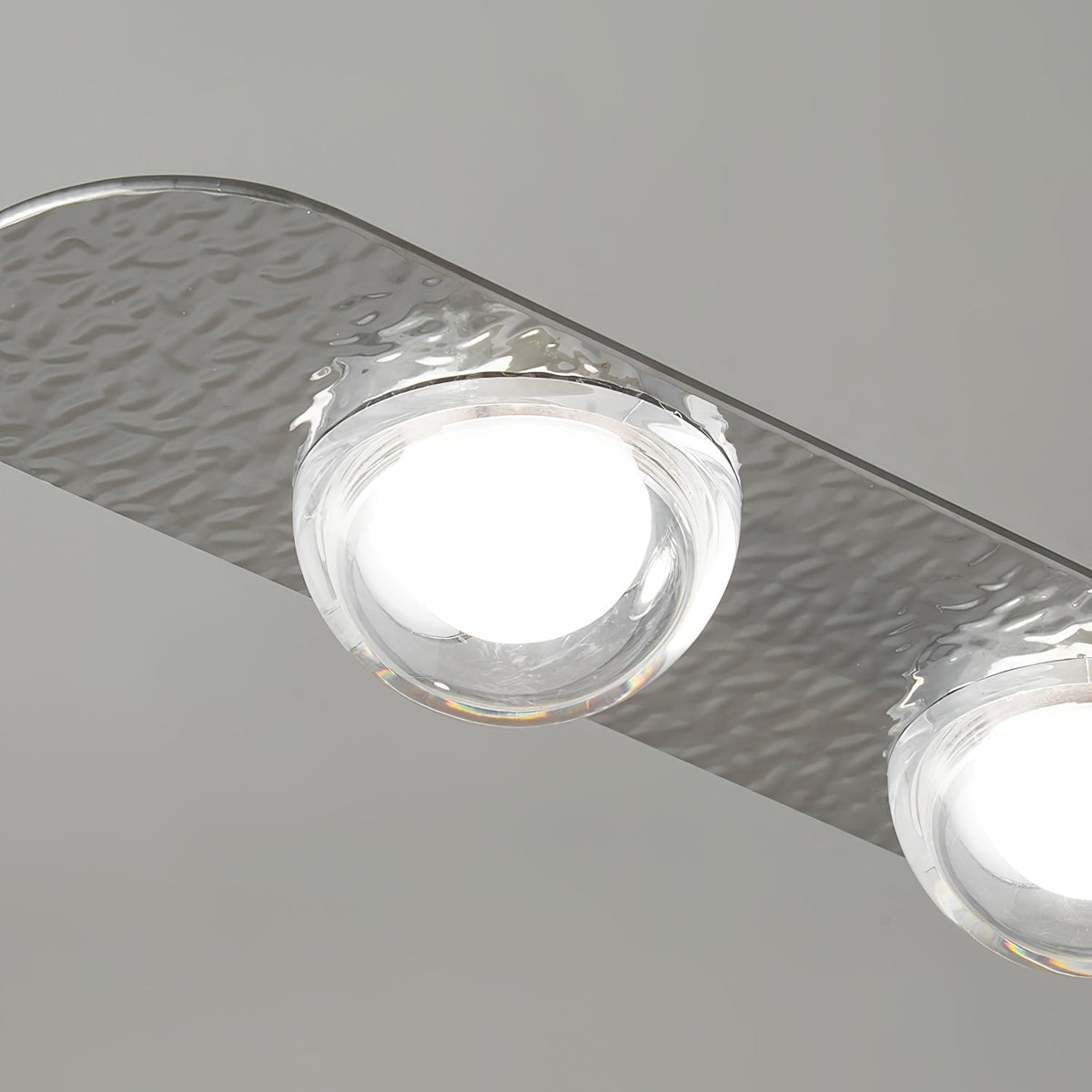 Liorerelle hanglamp met lineair glas in minimalistische stijl