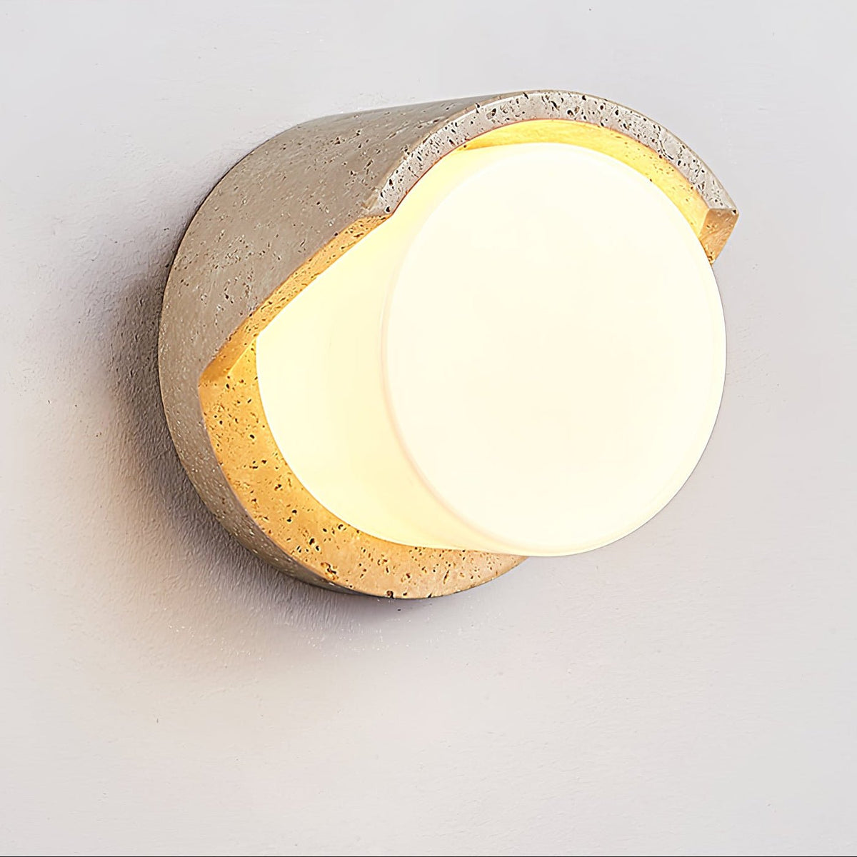 Quendis Geel travertin wandlamp