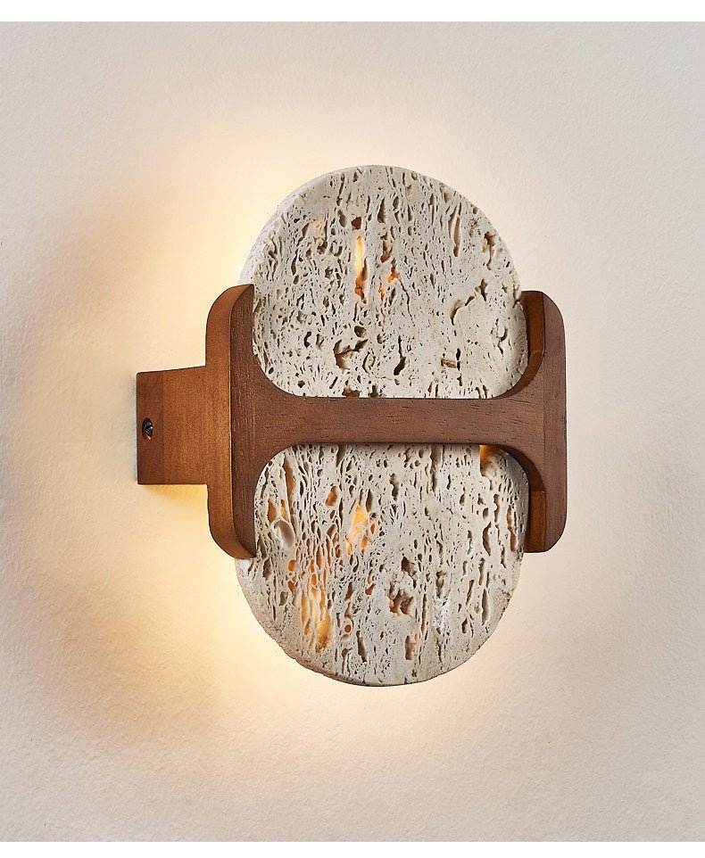 Seriaya wandlamp met geel travertin en walnoot