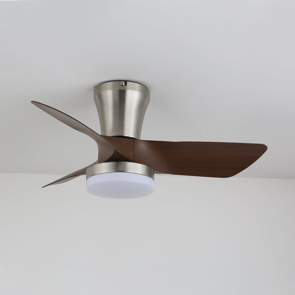 Trivon Moderne plafondventilator met verlichting van walnoothout