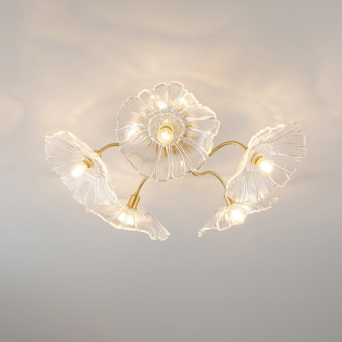Lioruina messing plafondlamp van glas met bladglas en goudkleurige afwerking
