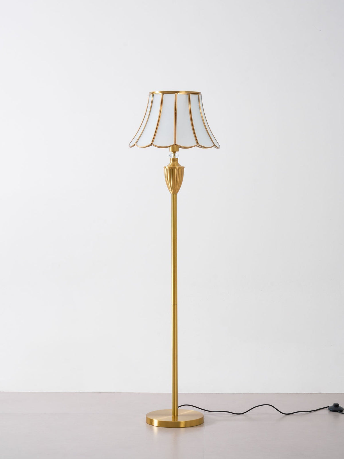 Caselette messing vloerlamp