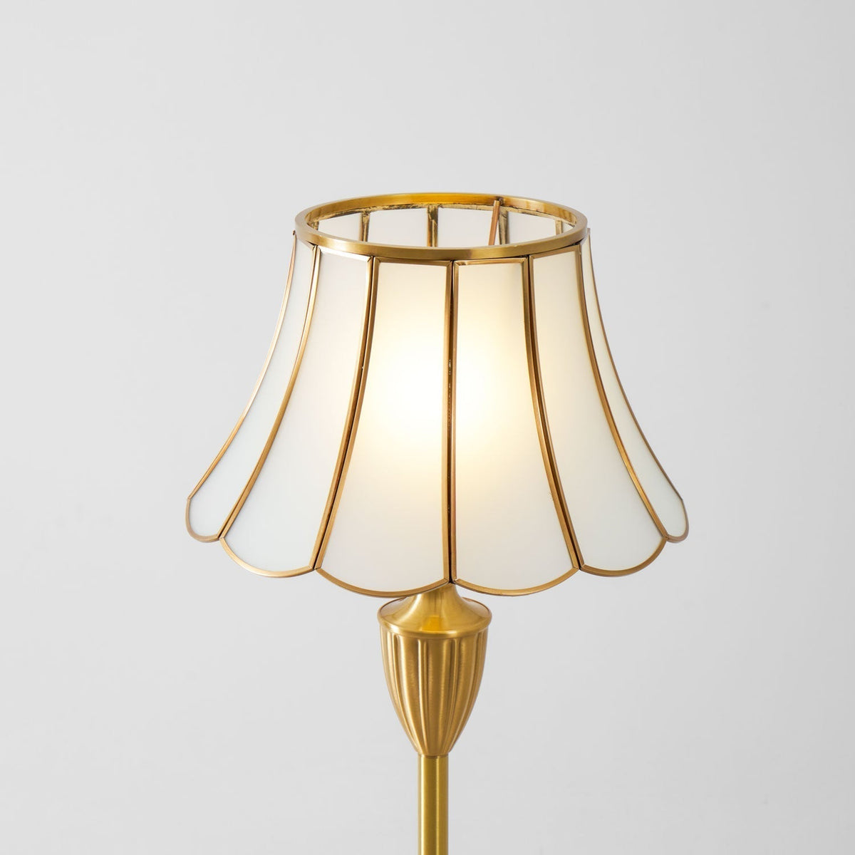Caselette messing vloerlamp