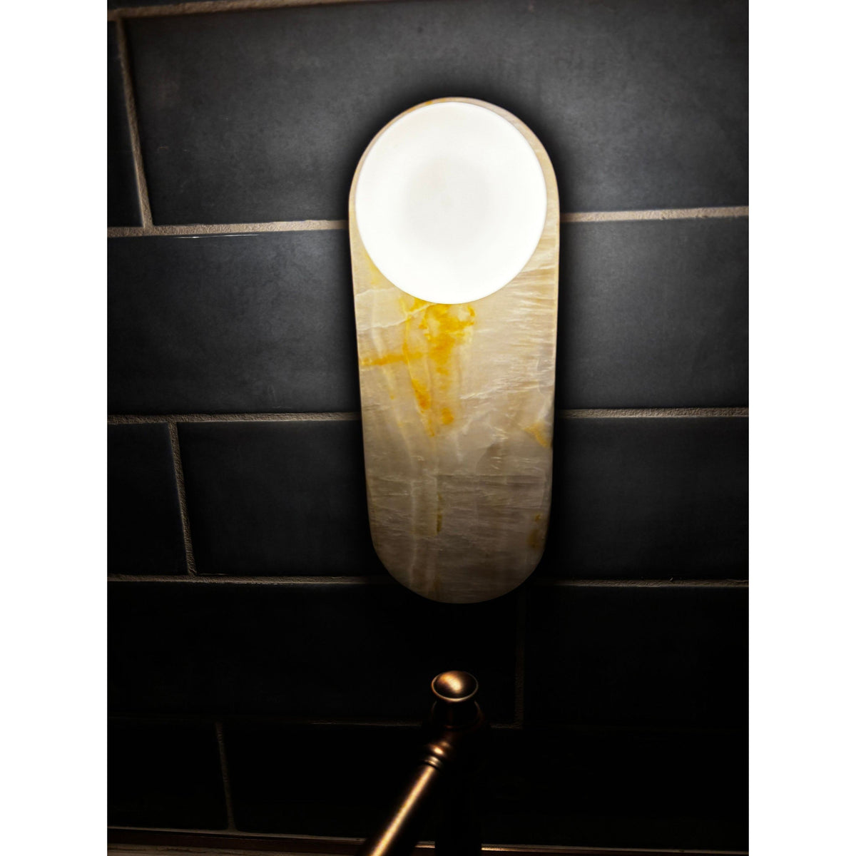 Viraivina wandlamp