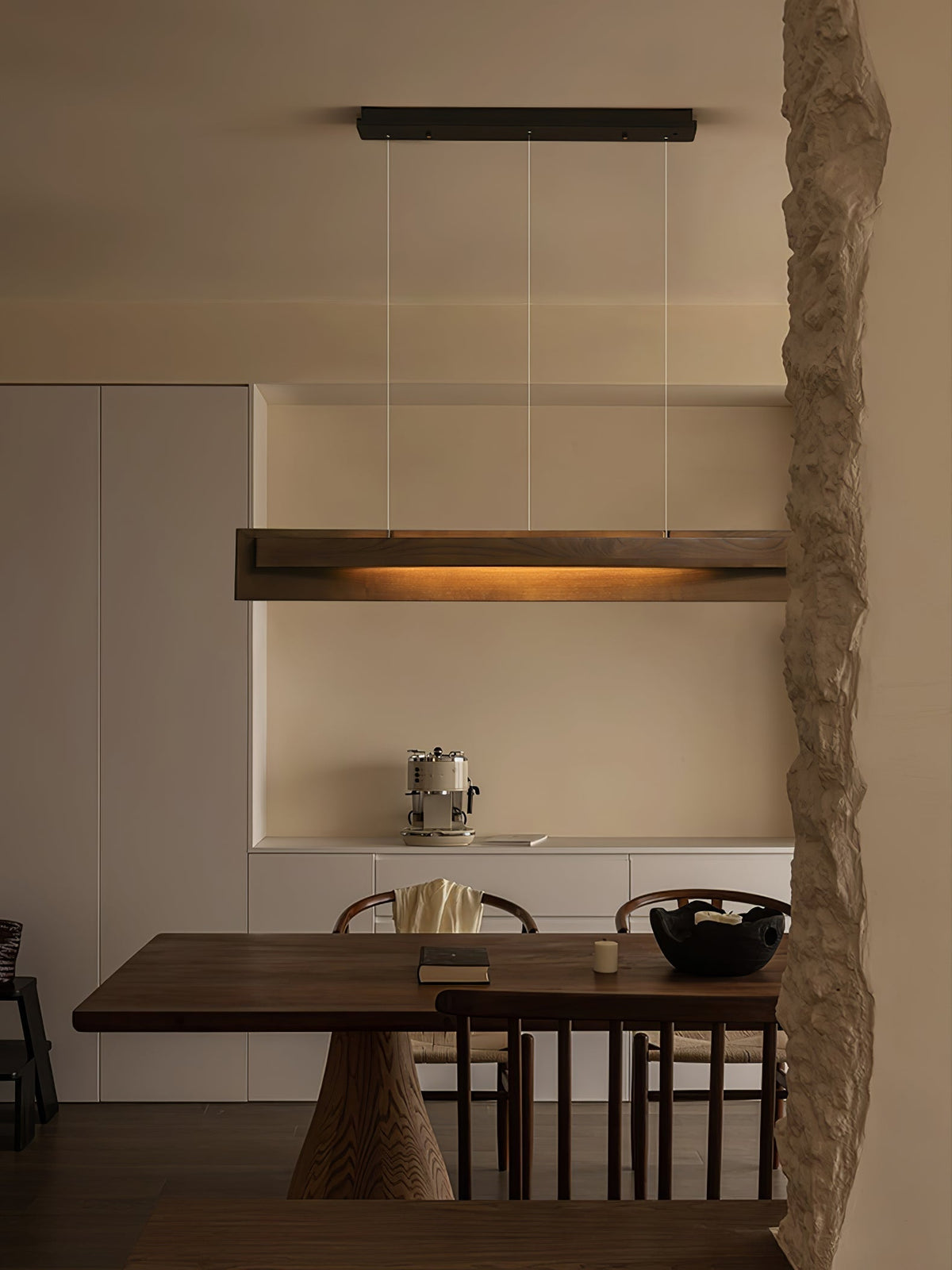 Zaraeyra Minimalistische hanglamp van walnoothout