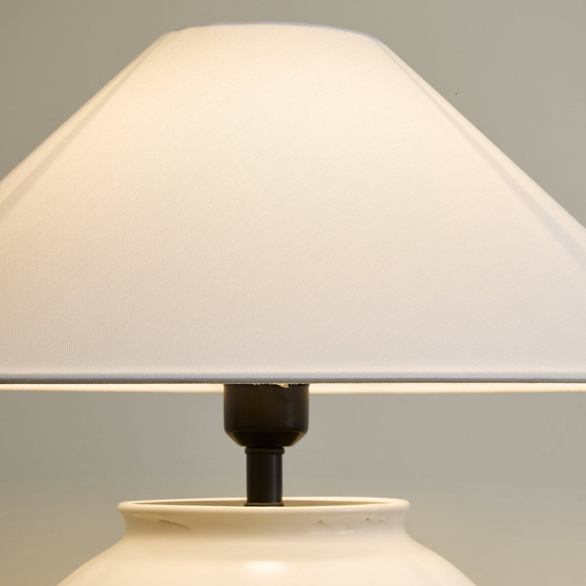Serinina klassieke Stoffen tafellamp