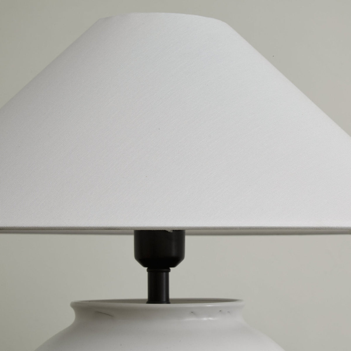 Serinina klassieke Stoffen tafellamp