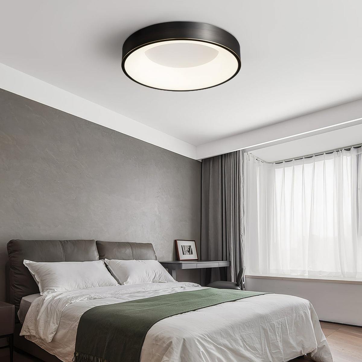 Zetheos Moderne minimalistische plafondlamp van messing