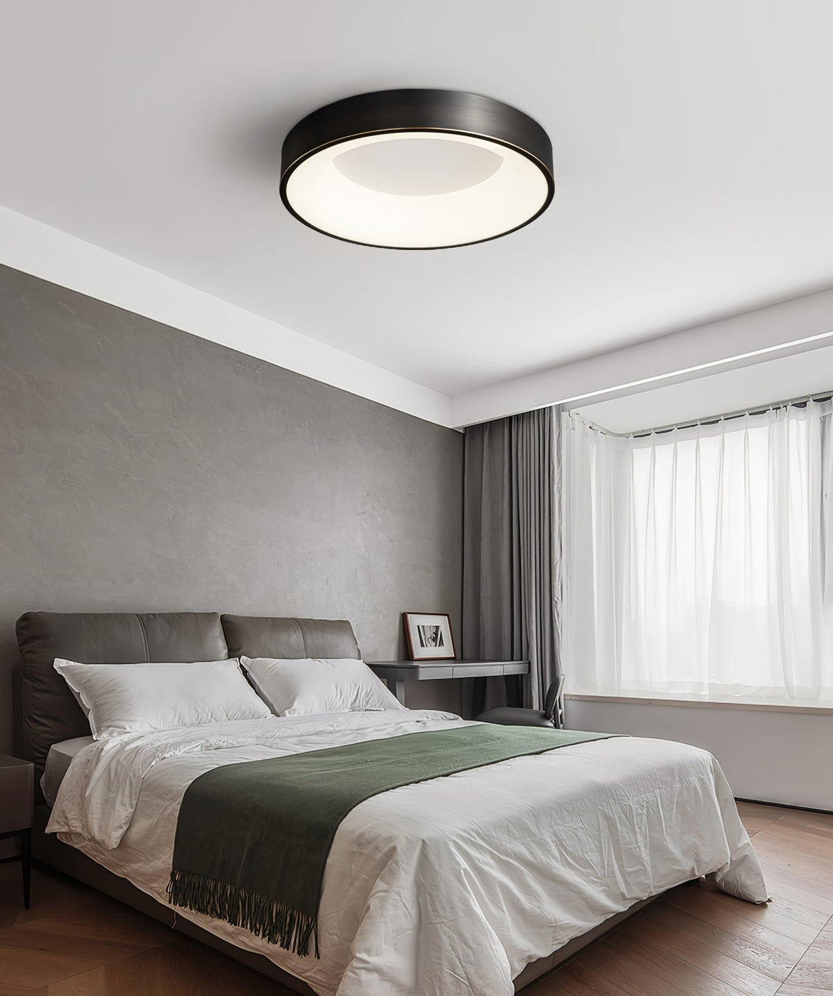 Zetheos Moderne minimalistische plafondlamp van messing