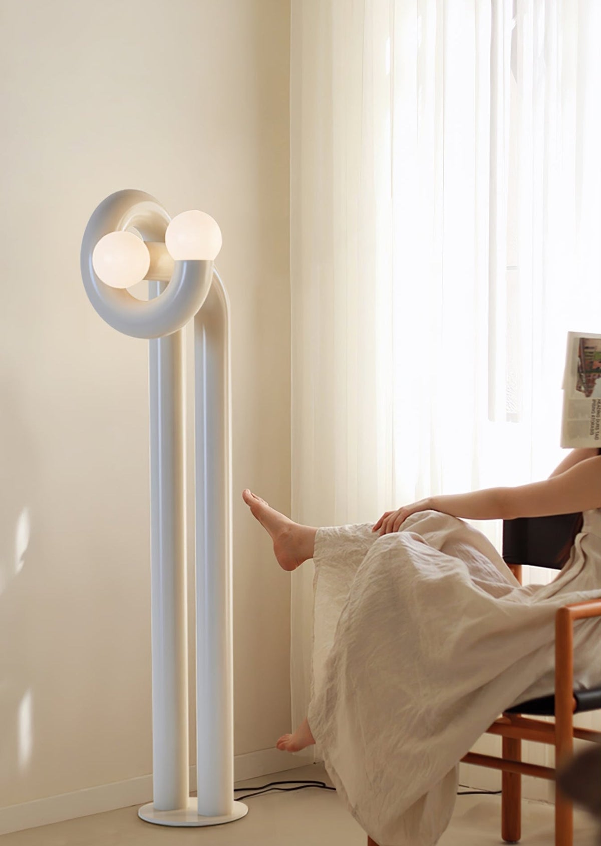 Arraeila sculpturale vloerlamp