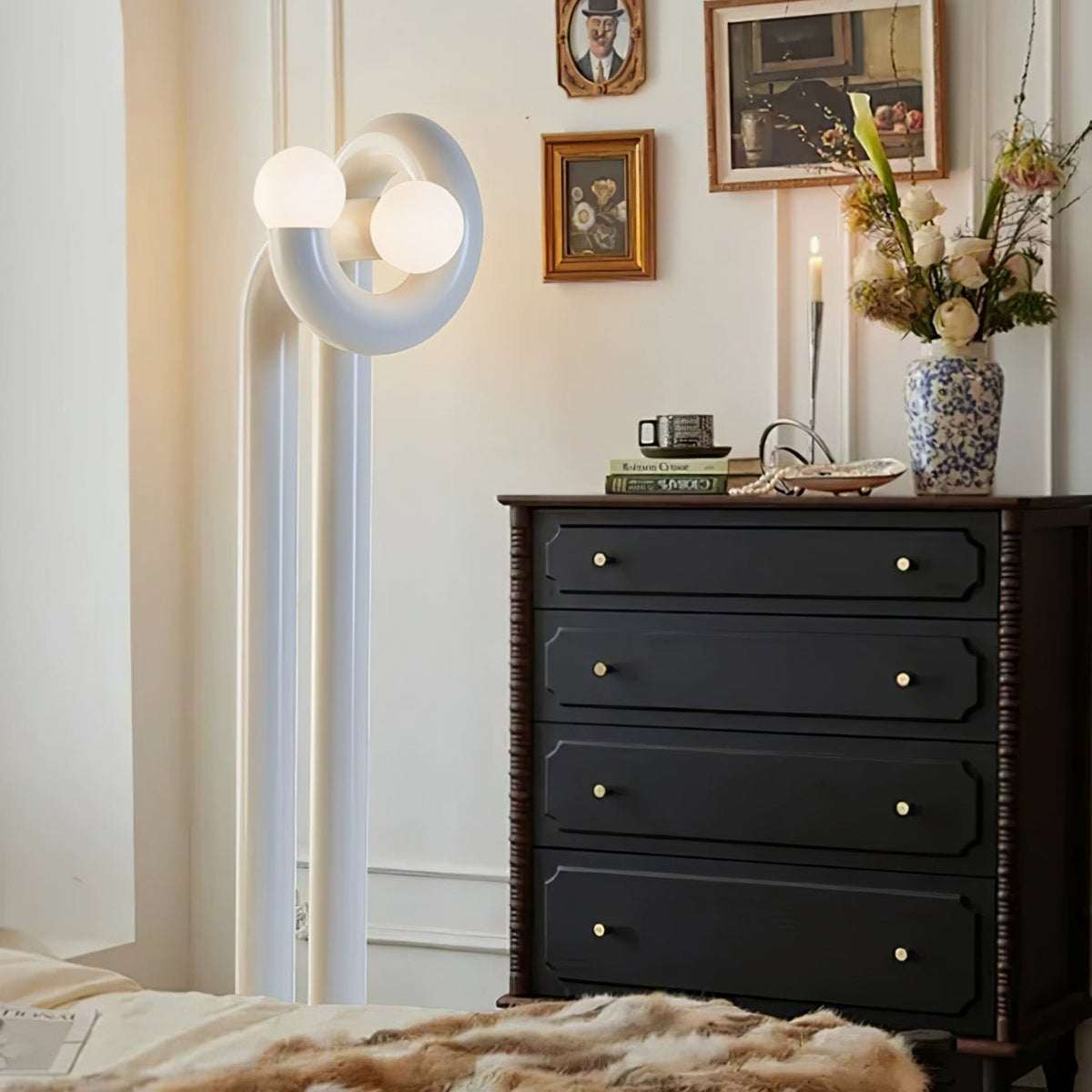 Arraeila sculpturale vloerlamp