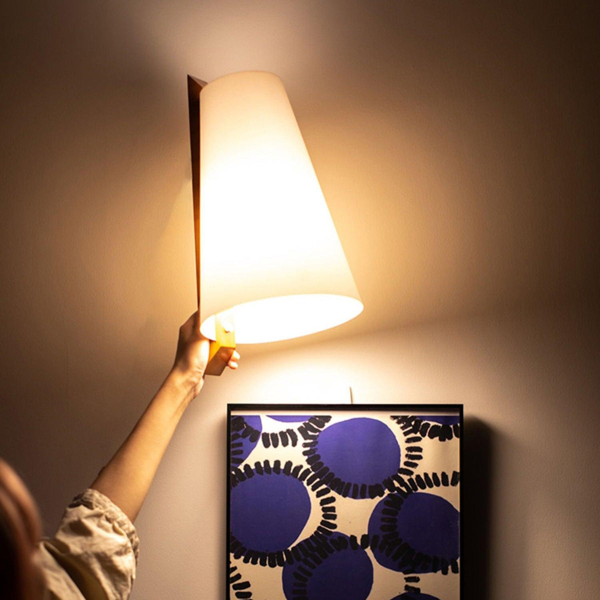 Miriam Moderne minimalistische wandlamp van kunststof