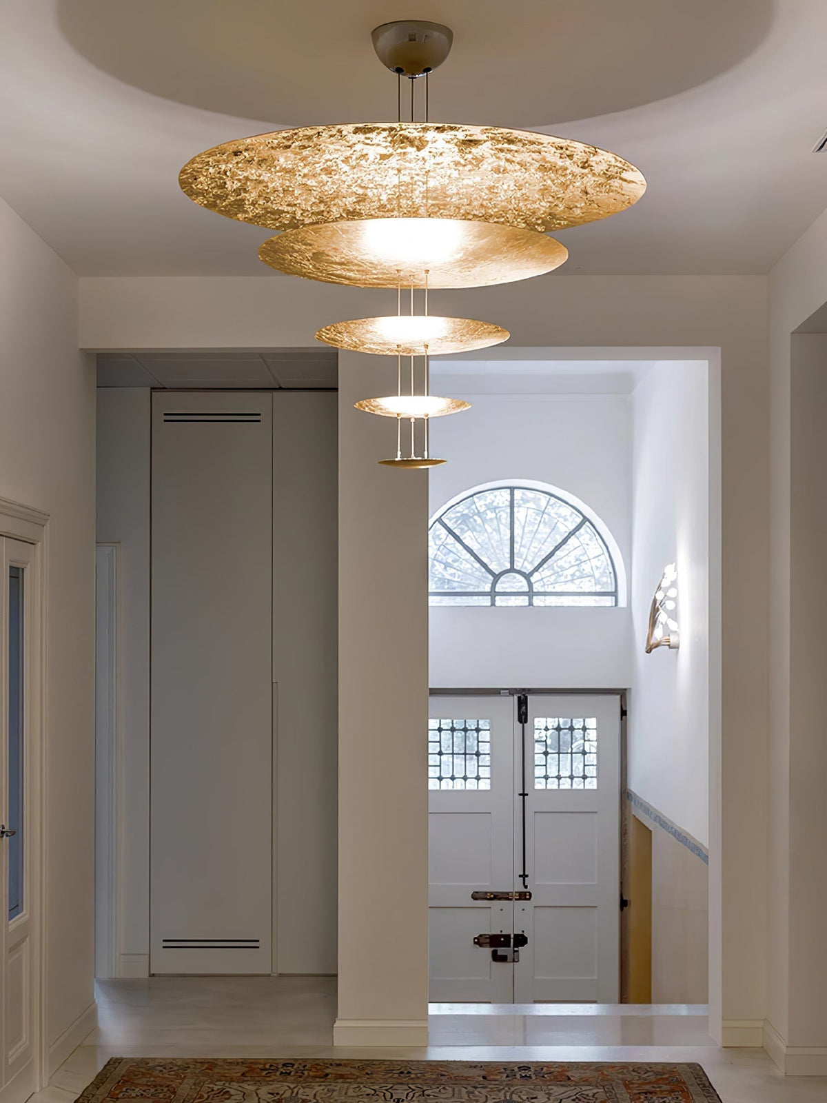 Phelion gelaagde hanglamp van goudfolie