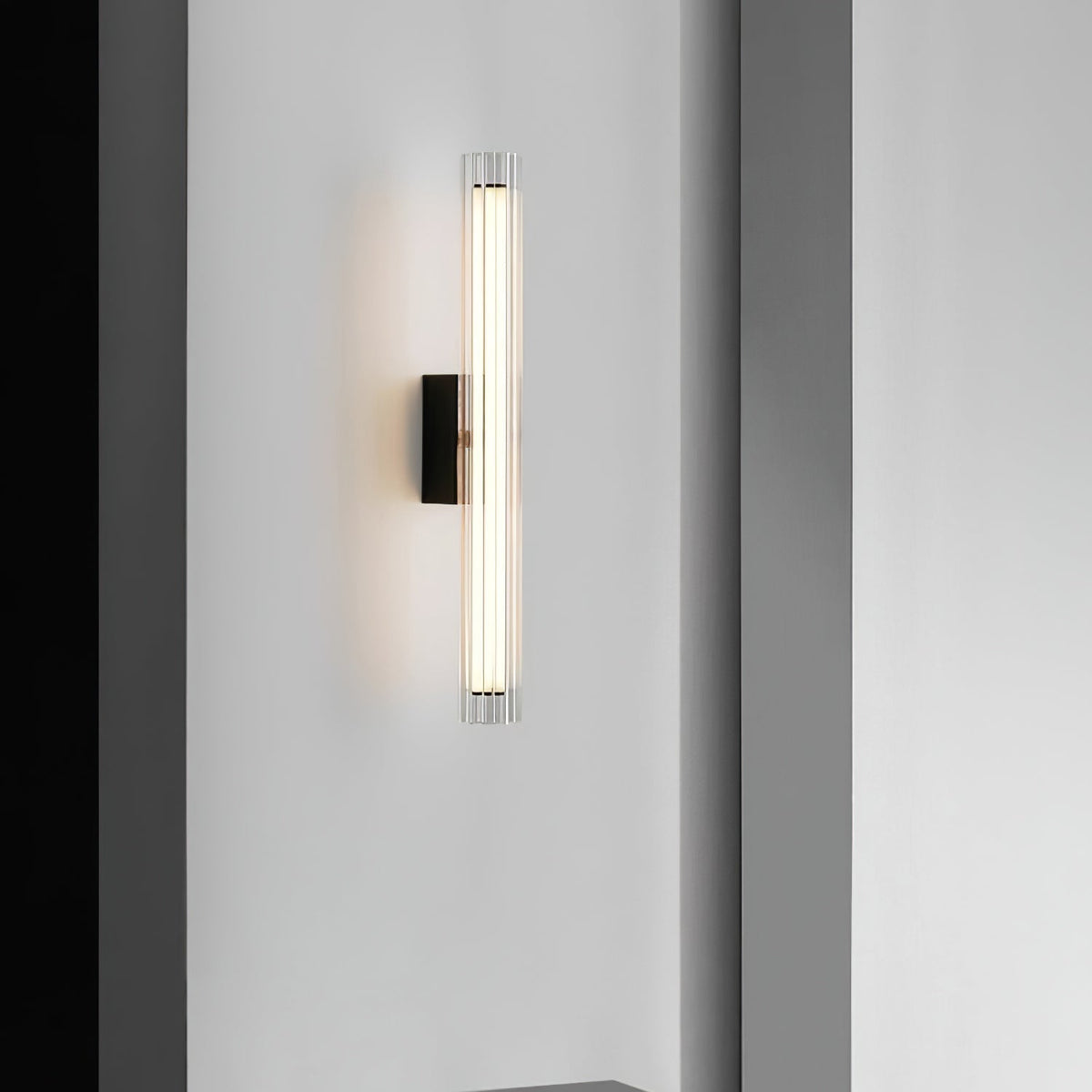 Corv wandlamp met glas in moderne stijl