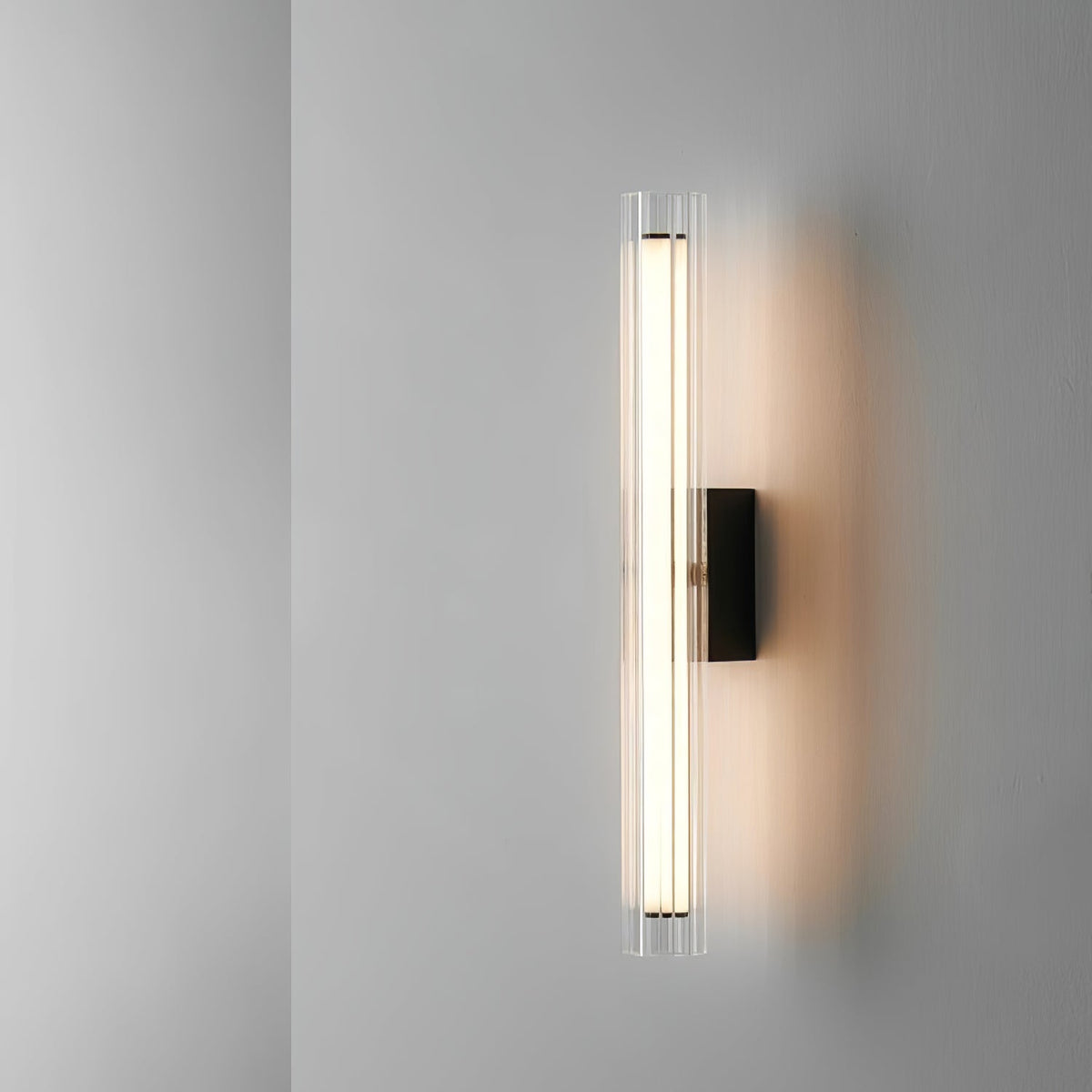 Corv wandlamp met glas in moderne stijl