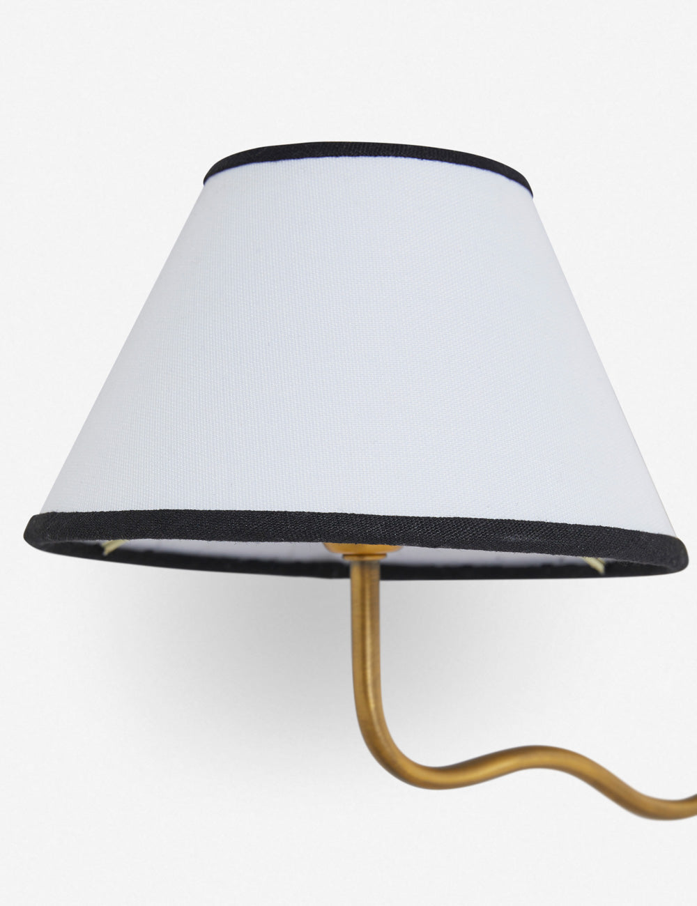 Miranella wandlamp