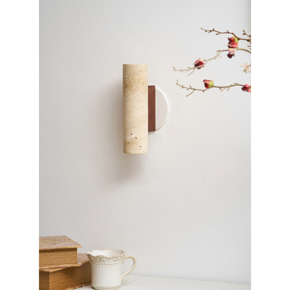 Norenina travertin wandlamp