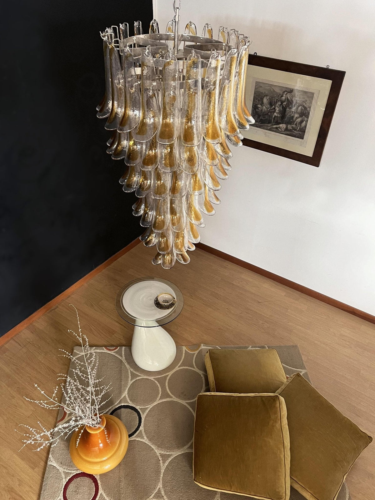 Eirinira kroonluchter goud Murano-glas bloemblaadjes gelagen cascaderend