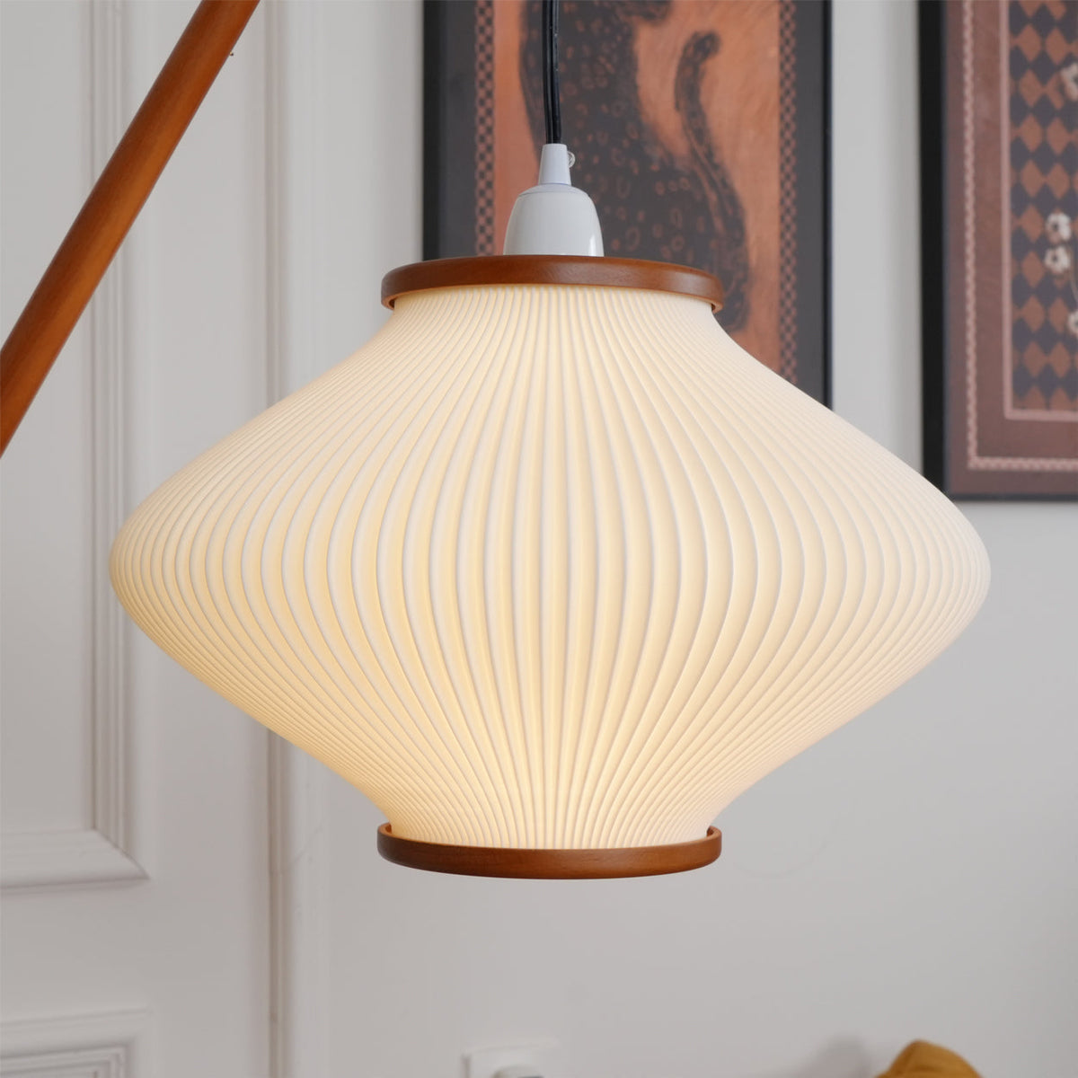 Ervenil Mid Century vloerlamp van glas van en Esenhout