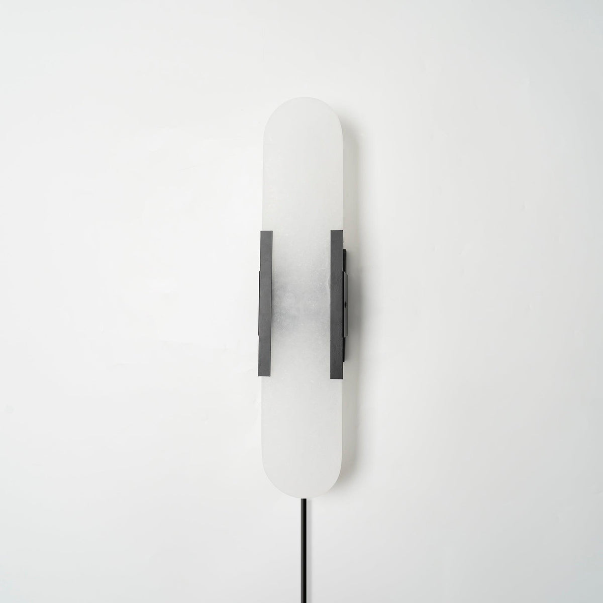 Bano Oblong albasten wandlamp met stekker