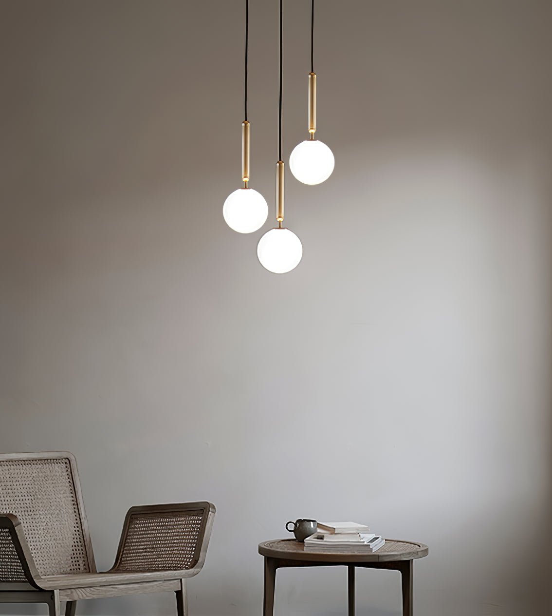 Azorila Moderne Minimalistische hanglamp van messing met glas