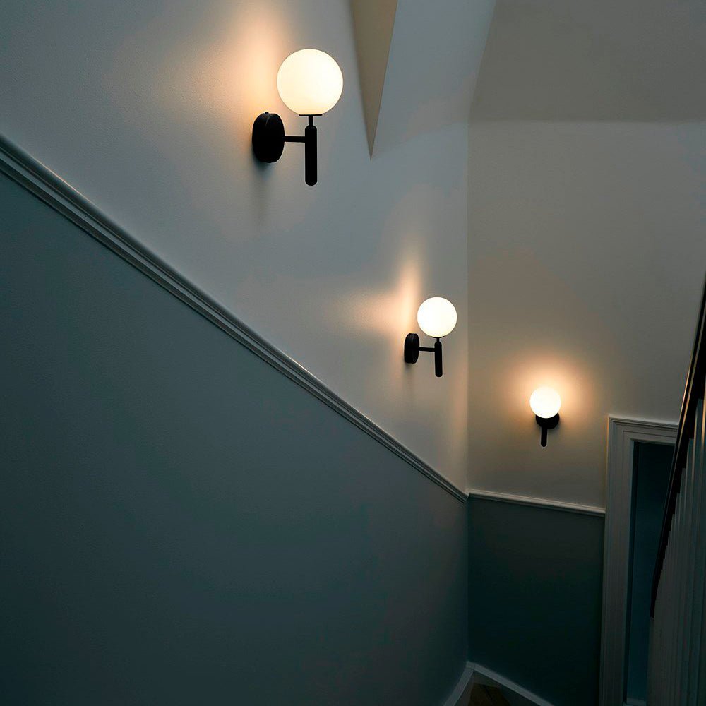 Ilirila Moderne minimalistische wandlamp van messing met glas