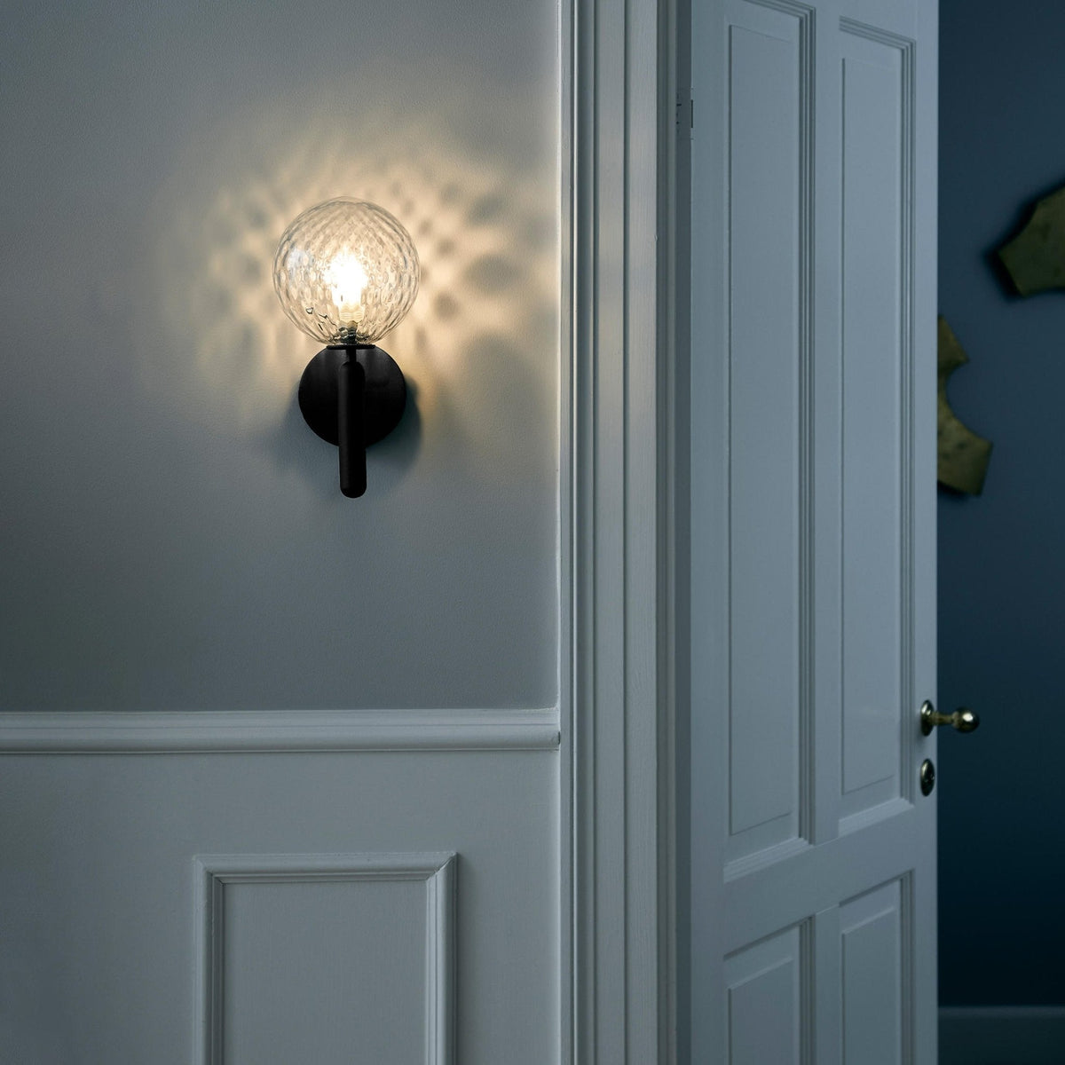 Ilirila Moderne minimalistische wandlamp van messing met glas
