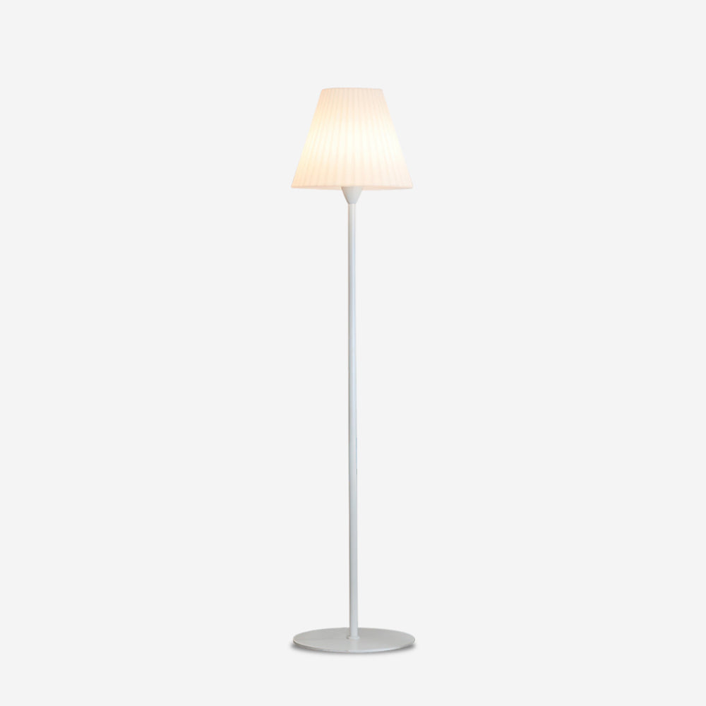 Pleaty vloerlamp