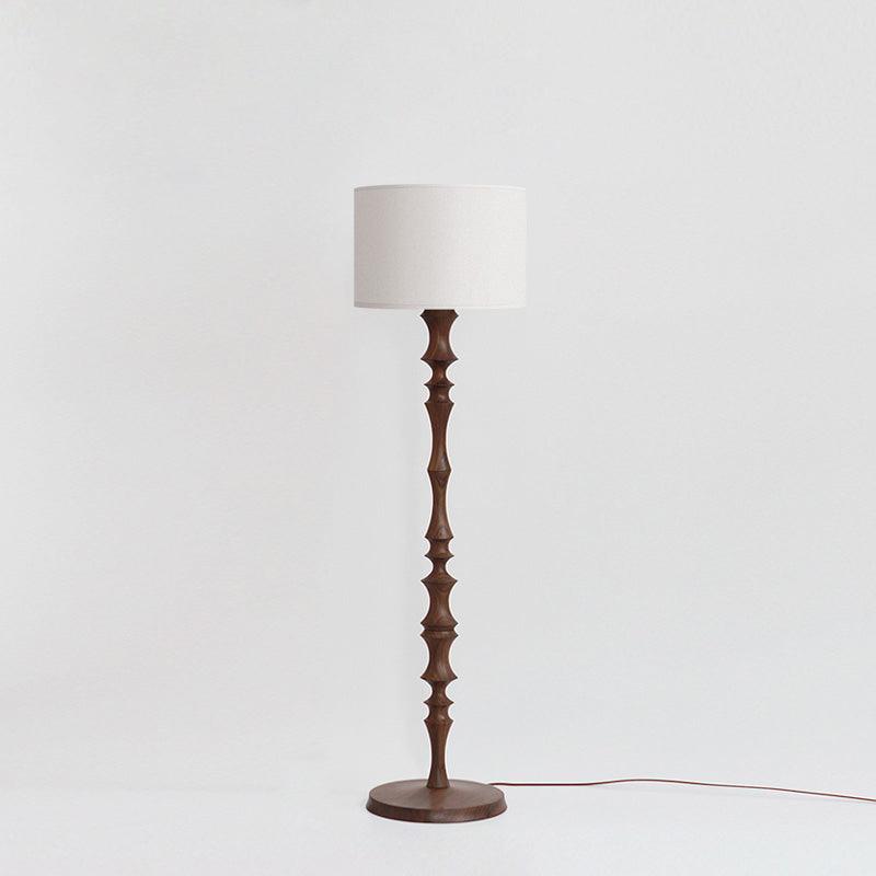 Vilten elegante vloerlamp van walnoot