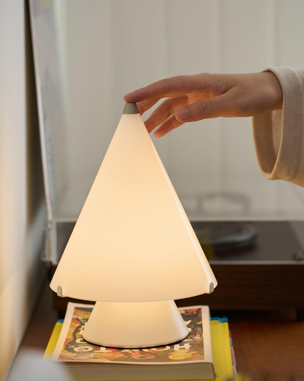 Lrtvin minimalistische tafellamp van glas