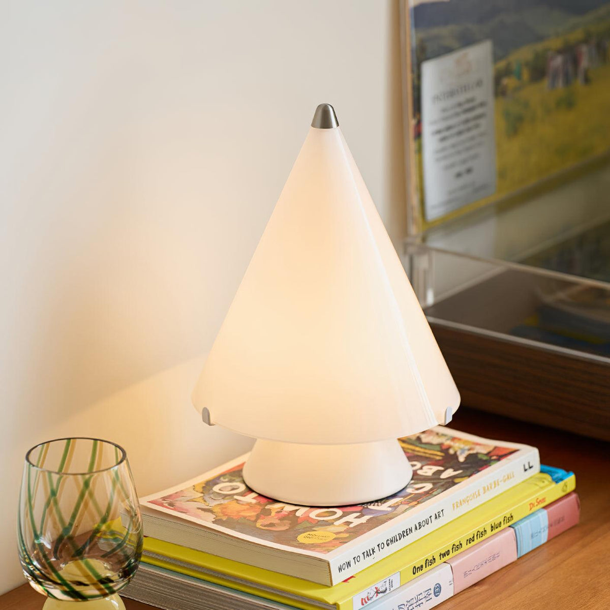Lrtvin minimalistische tafellamp van glas