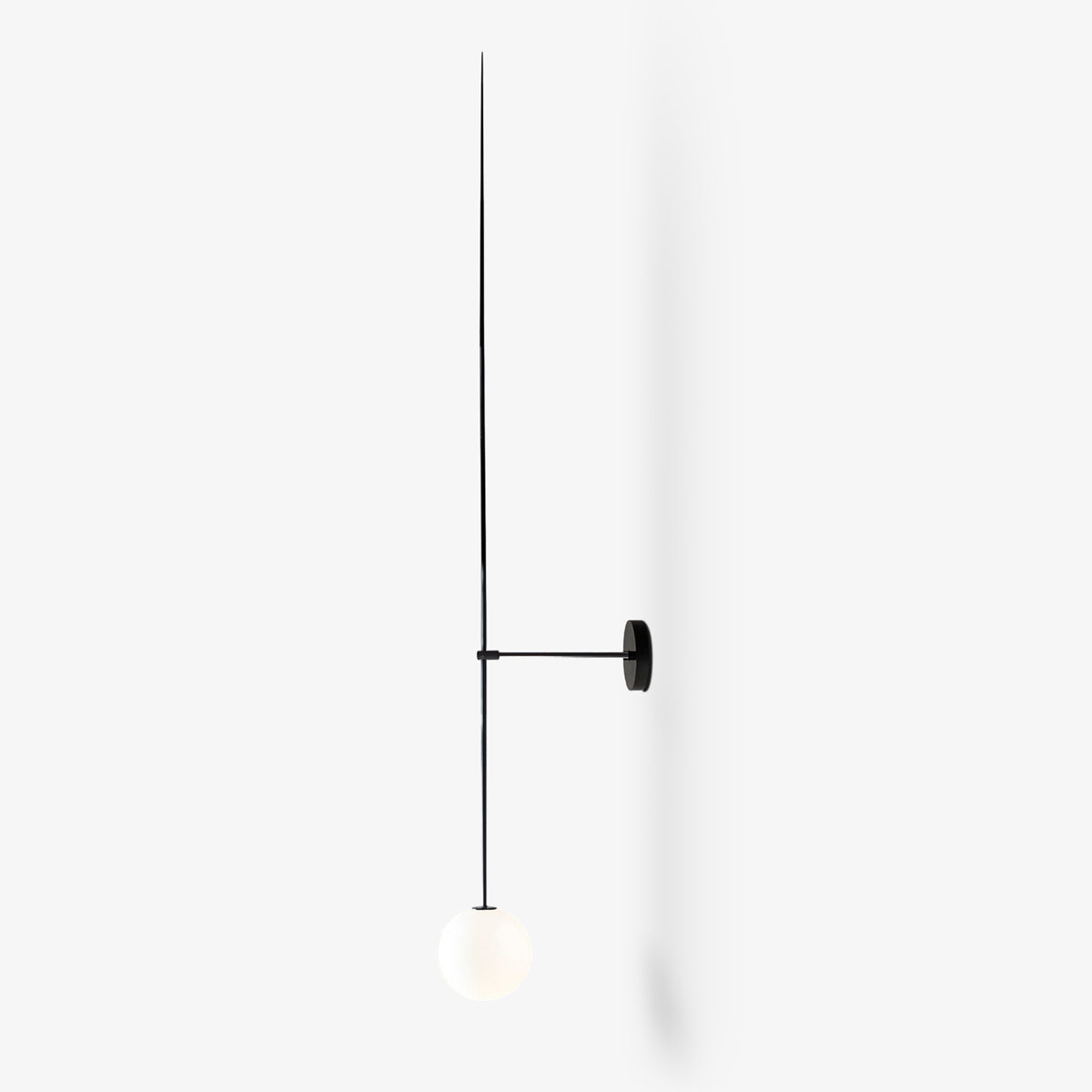 Veluelle Moderne minimalistische wandlamp met mobiele glaskogel