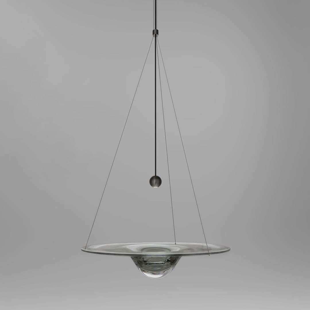 Aurivine hanglamp van messing met minimalistisch ontwerp