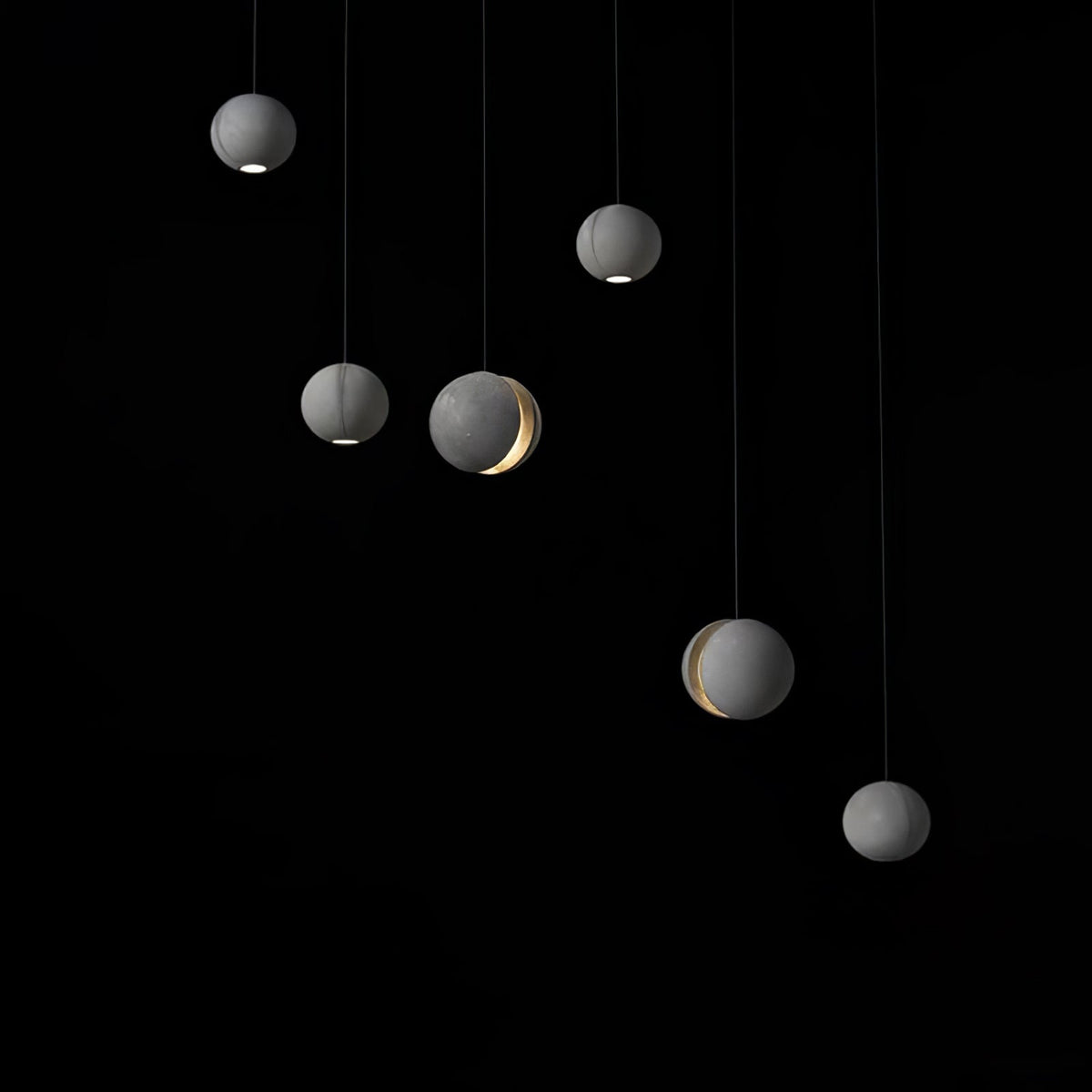 Umi hanglamp van beton met bolvormige maan Minimalistisch