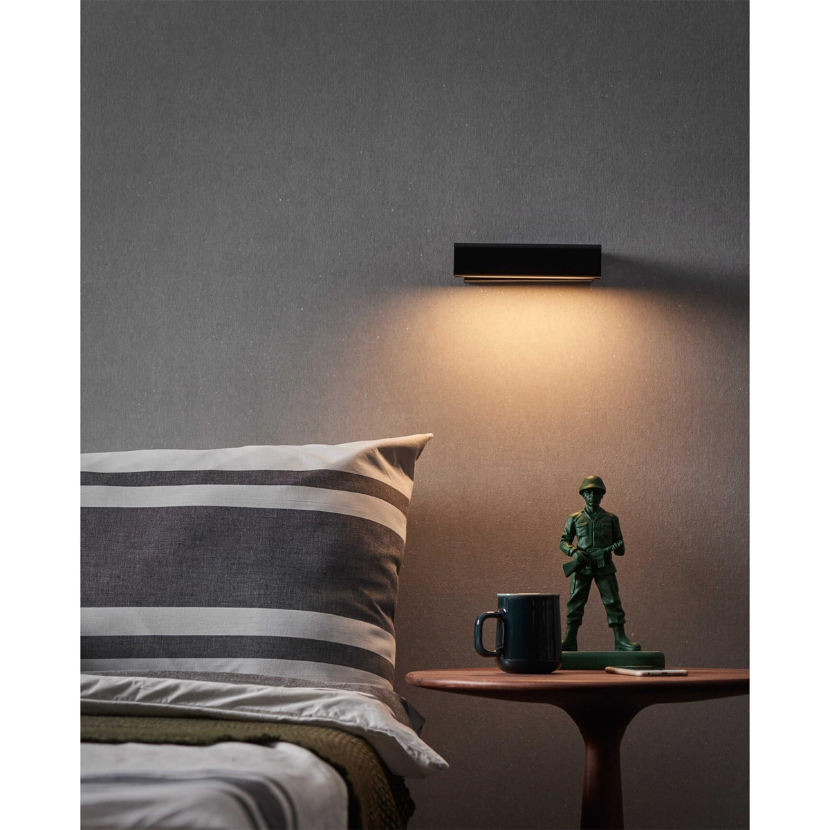 Olvynora wandlamp