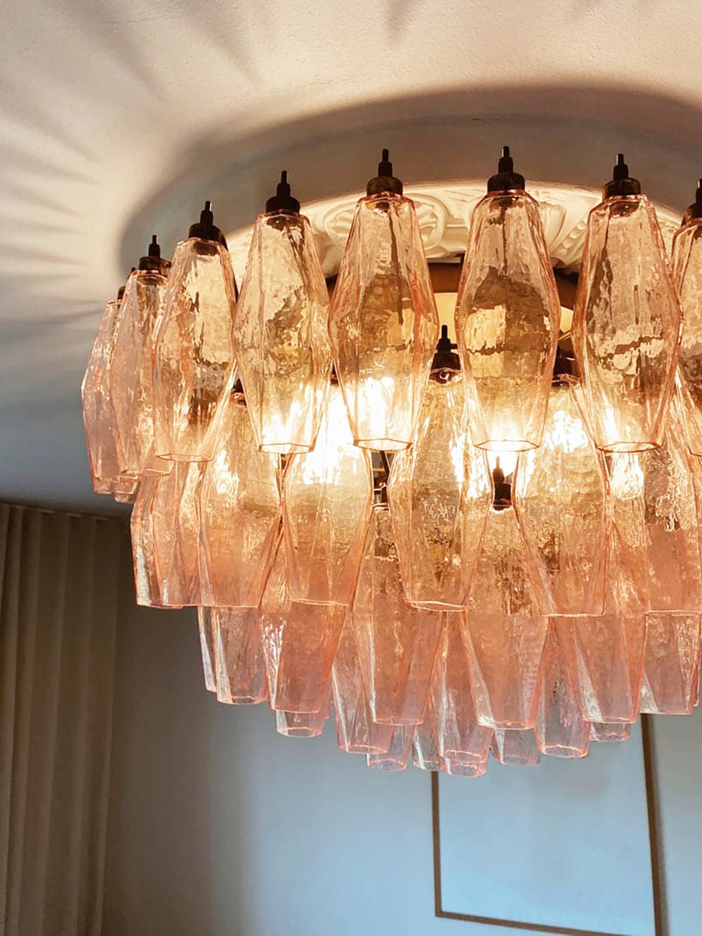 Evix plafondlamp van glas roze rhombusglas gelaagd vintage elegantie